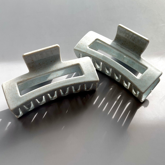 Sky Drizzle Speckle Hair Claw