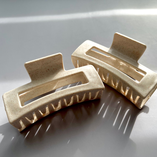 Ivory Dusk Speckle Hair Claw