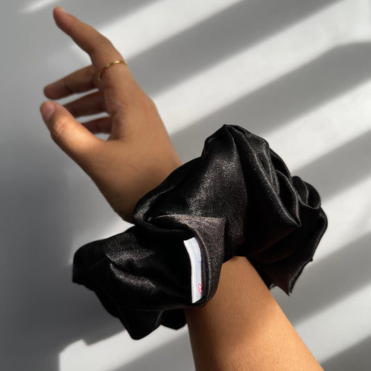 Tina XL Scrunchie