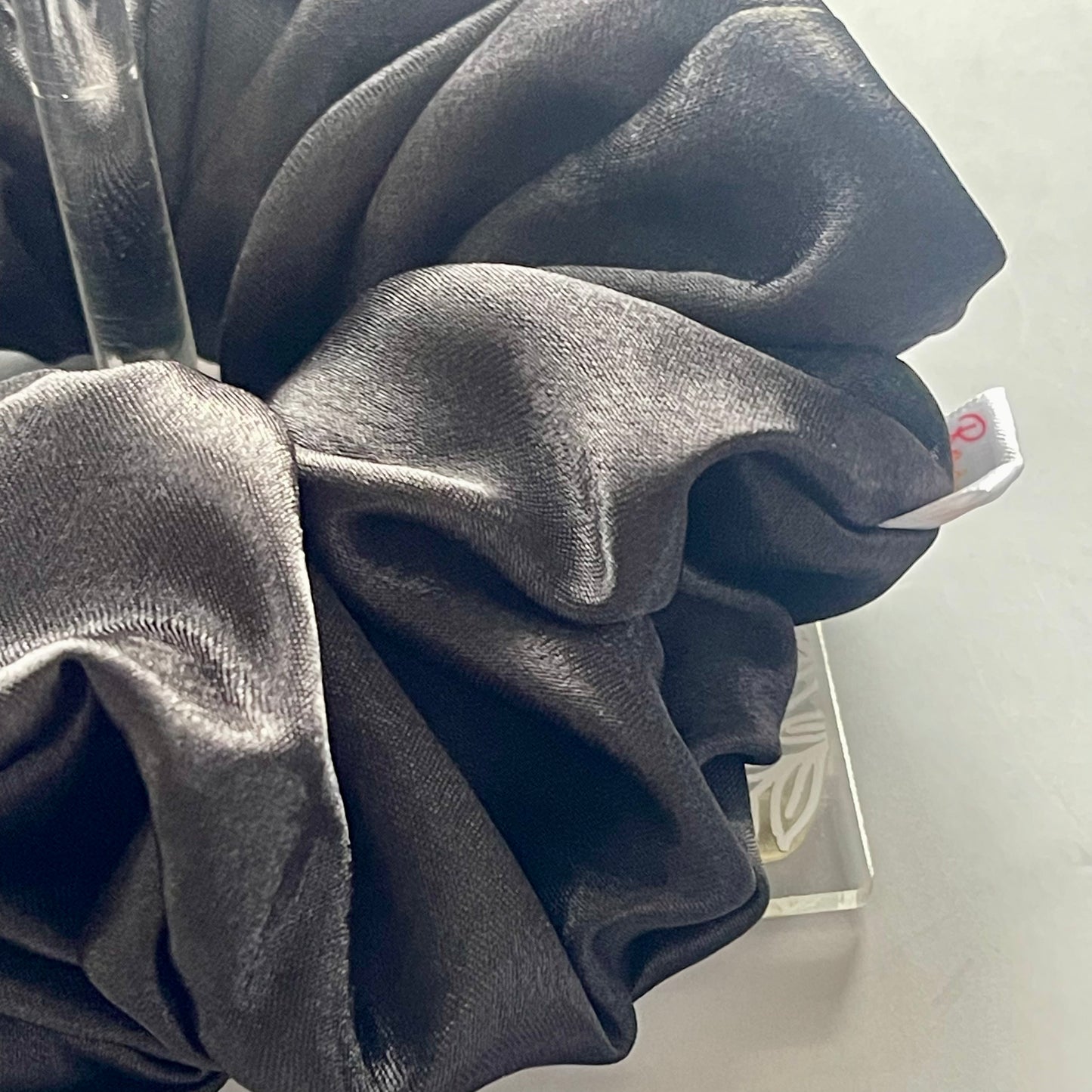 Tina XL Scrunchie