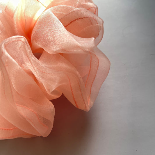 Leo XL Scrunchie