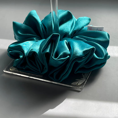 Skye XL Scrunchie